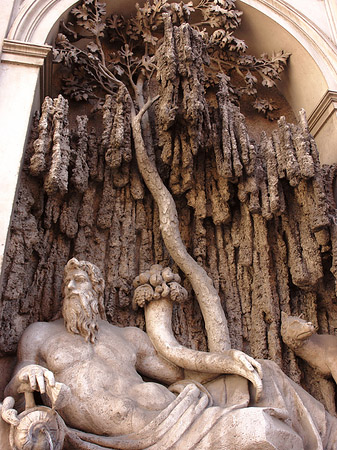 Statuen in der Altstadt Foto 