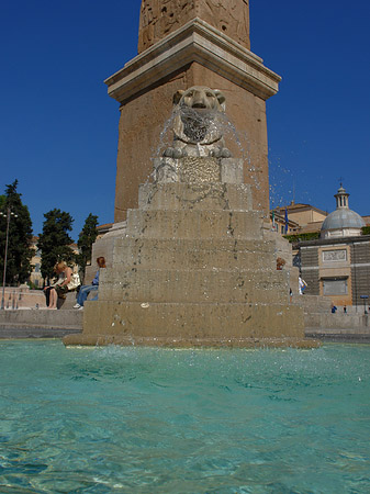 Foto Obelisk mit Wasser - Rom