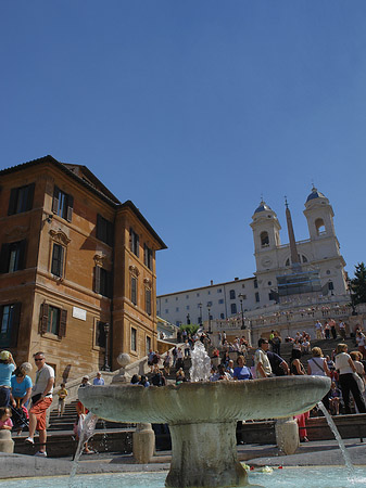 Fotos Kirche und der Barcaccia Brunnen