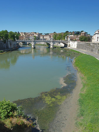 Foto Tiber mit der Vittorio Emanuele II