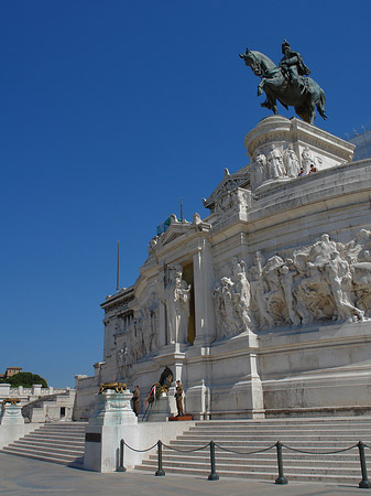 Foto Bronzestatue von Victor Emmanuel