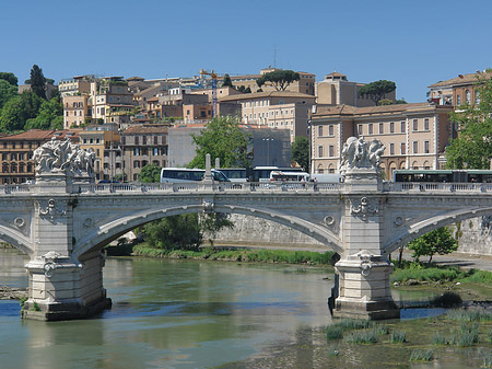 Ponte Vittorio Emanuele II Foto 