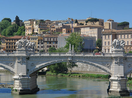 Ponte Vittorio Emanuele II