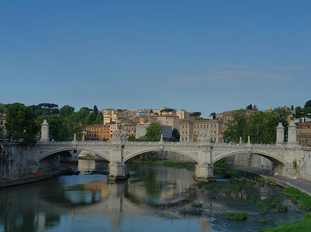 Fotos Blick zur Ponte Vittorio Emanuele II