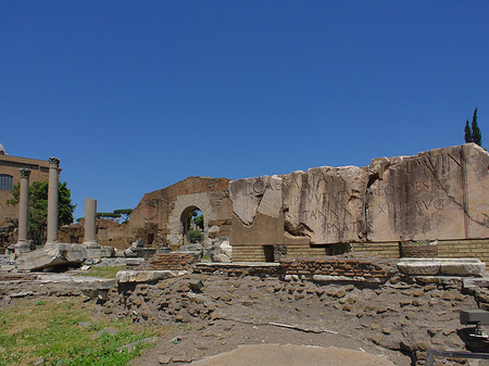 Basilica Aemilia Foto 