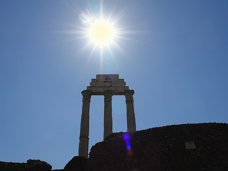 Fotos Dioskurentempel mit Sonne | Rom