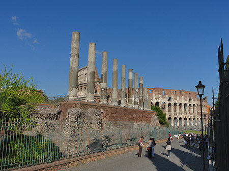 Fotos Kolosseum mit dem Forum Romanum