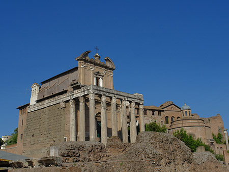 Foto Tempel des Antoninus Pius und der Faustina