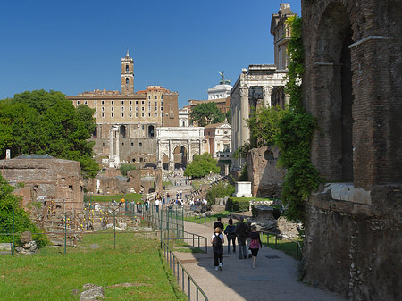 Foto Weg ins Forum Romanum