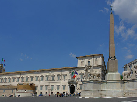 Foto Quirinalspalast mit Obelisk - Rom