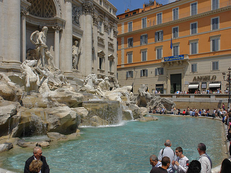 Fotos Menschen am Brunnen | Rom